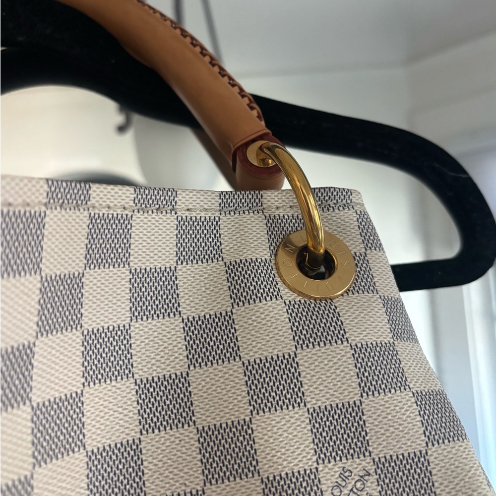 Louis Vuitton Damier Azur Canvas Artsy MM Bag - Picture 6 of 16